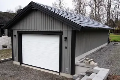 Färdigställt enkelgarage G 45 hos kund