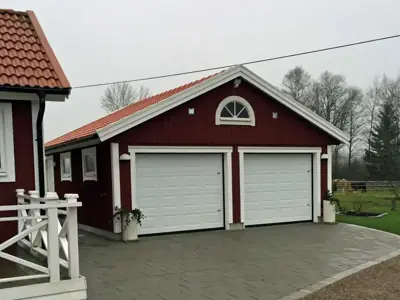 Färdigställt dubbelgarage G 65 hos kund