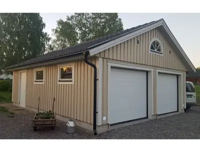 Färdigställt dubbelgarage G 65 hos kund