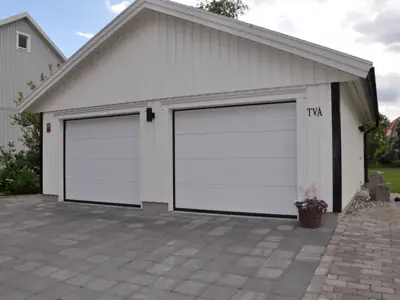 Färdigställt dubbelgarage G 70 hos kund
