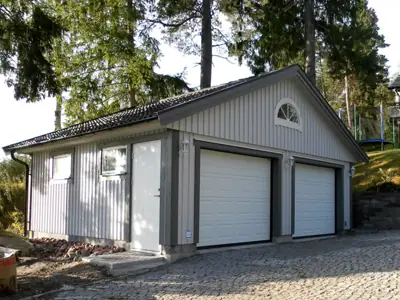 Färdigställt dubbelgarage G 70 hos kund